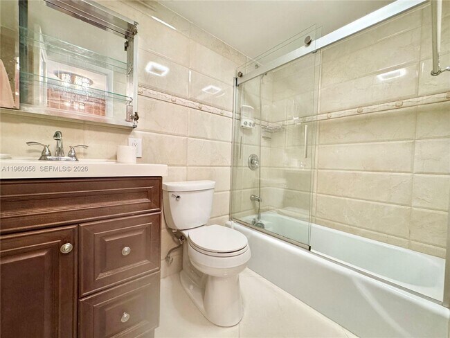 Building Photo - 230 174th St