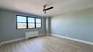 Building Photo - 1225 John F. Kennedy Blvd