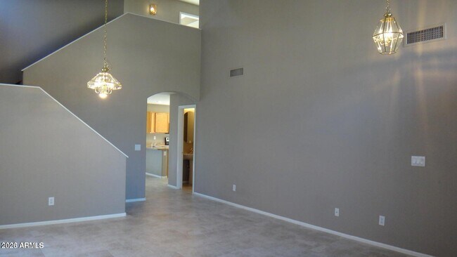 Building Photo - 12525 W Reade Ave