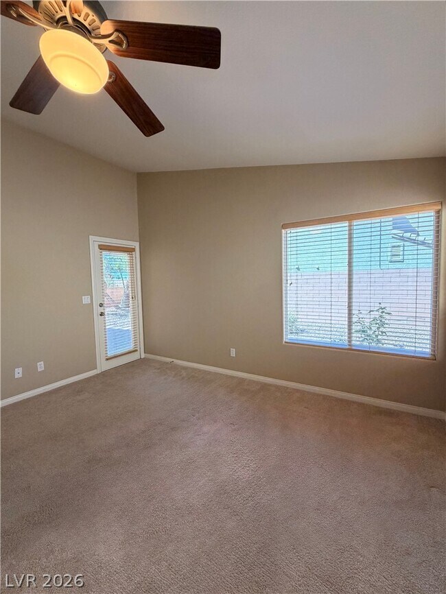 Building Photo - 212 Horizon Peak Dr