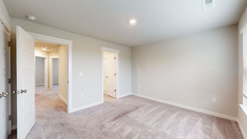 Building Photo - 1736 Frodo Wy