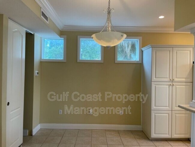 Building Photo - 1257 Fruitville Rd