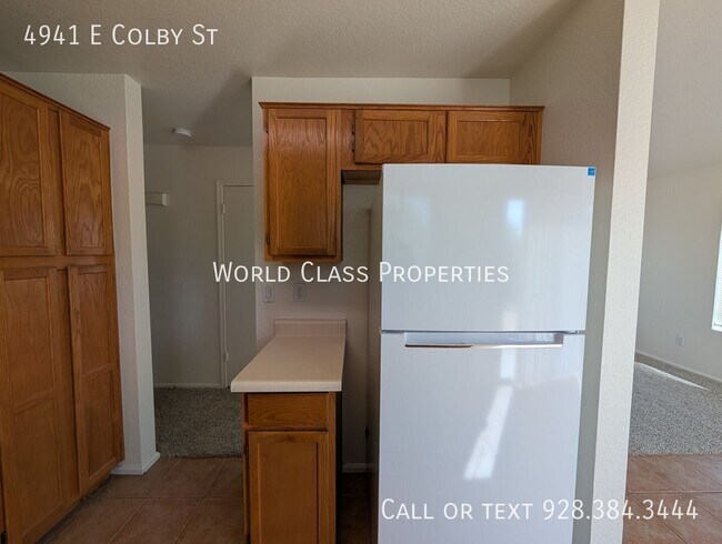 Building Photo - 4941 Colby St