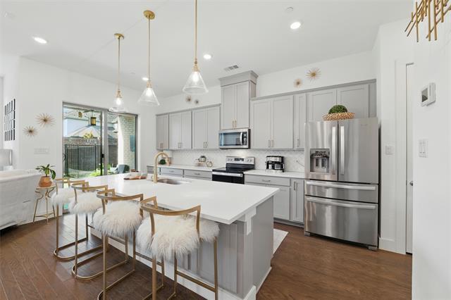 Building Photo - 1078 Maverick Dr
