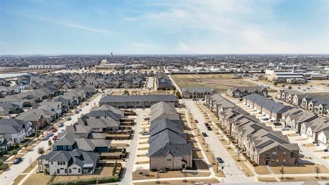 Building Photo - 3773 Wellesley Ave