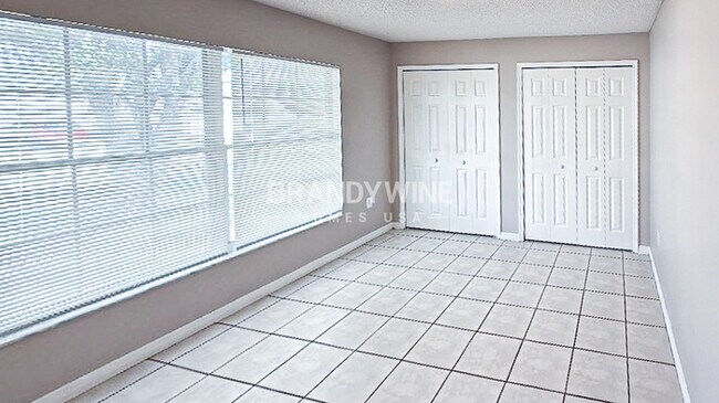 Building Photo - 1159 Vista Palma Way