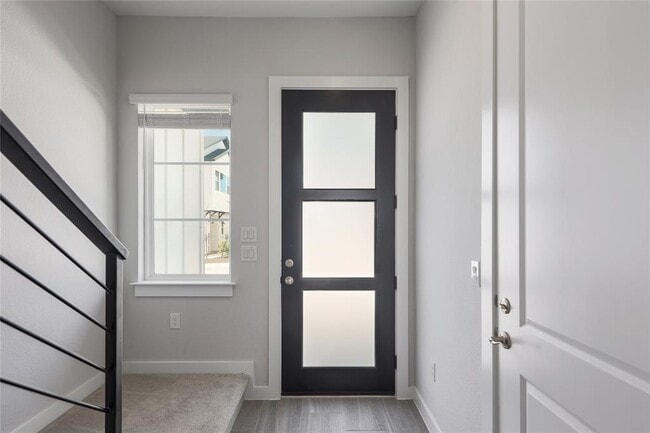 Building Photo - 12001 Vista Parke Dr