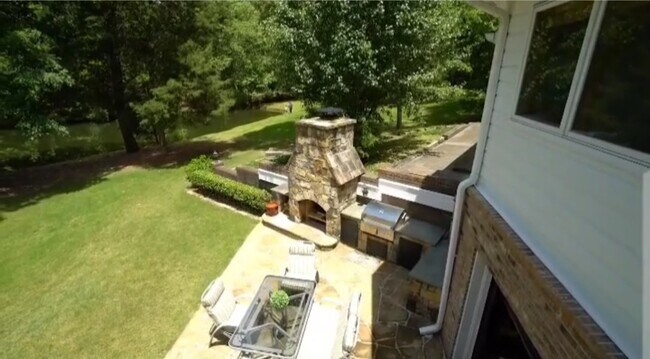 Building Photo - 3291 Garmon Dr