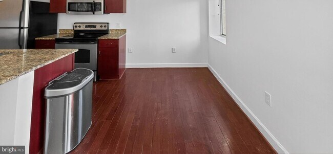 Building Photo - 5407 9th St NW