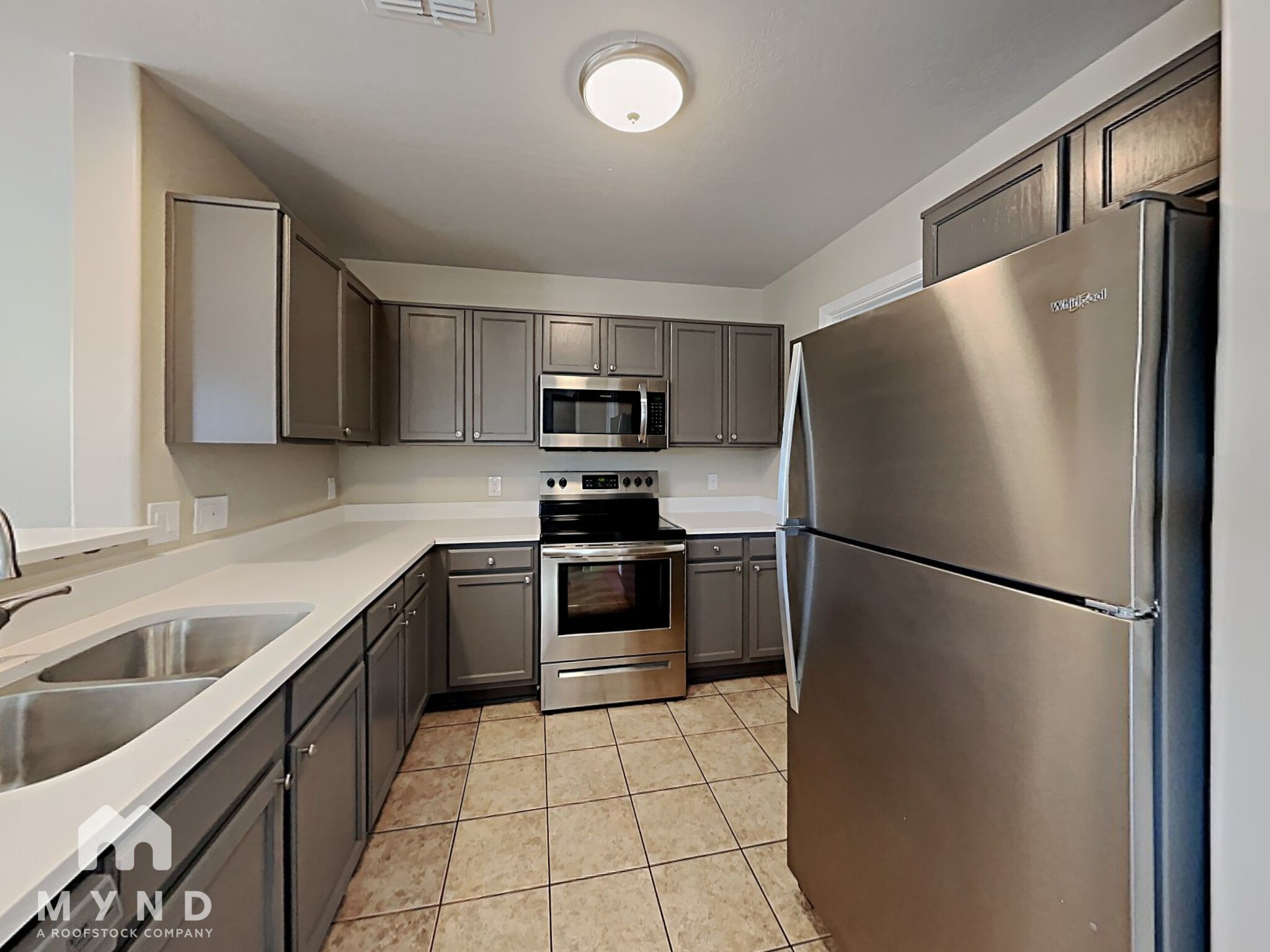 Building Photo - 12105 W Flores Dr