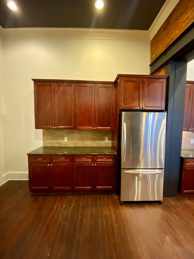 Building Photo - Beautiful 2BR/2BA Loft in Downtown Opelika