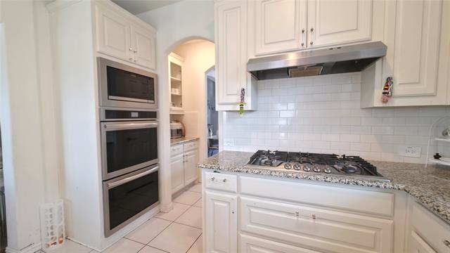 Building Photo - 358 Llano Dr