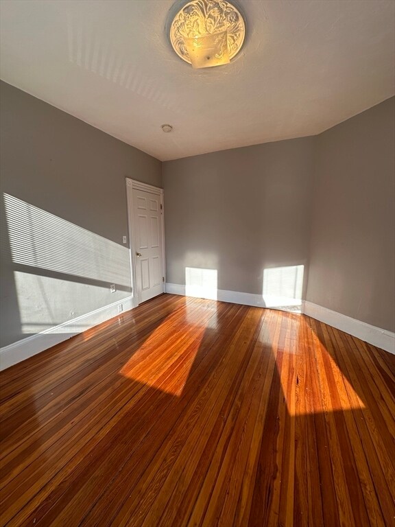 Building Photo - 11 Sunset St