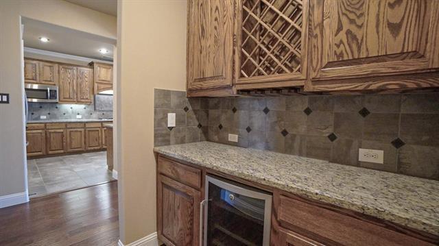 Building Photo - 1122 Wedgewood Dr