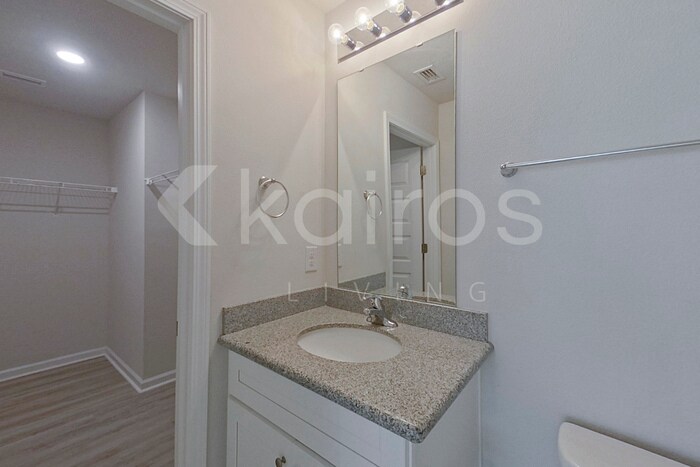 Building Photo - 108 Swallowtail Ln