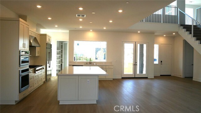 Building Photo - 254 Proctor