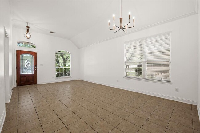 Building Photo - 1309 Horseback Hollow