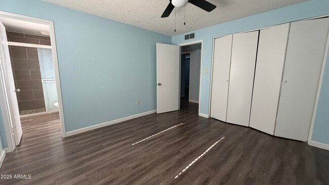 Building Photo - 1645 W Thunderbird Rd