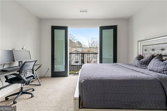 Building Photo - 6890 Peachtree Dunwoody Rd