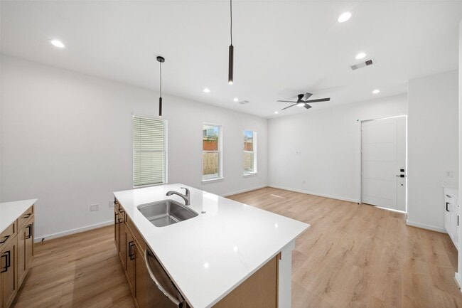 Building Photo - 1408 Enid St