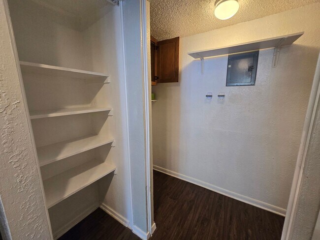 Building Photo - 1713 Cinnamon Path
