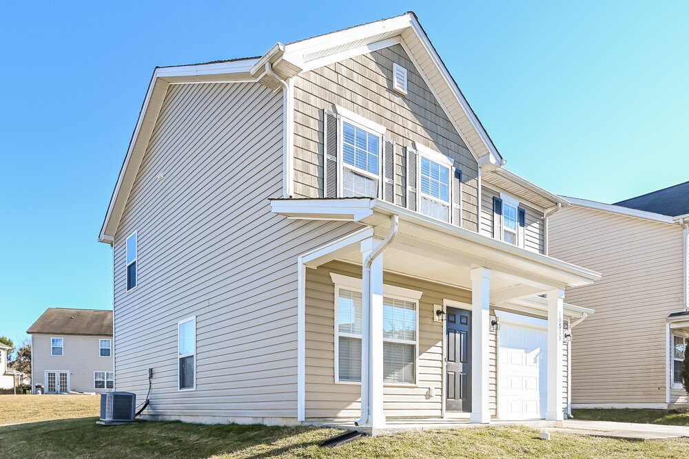 Building Photo - 10811 Carstairs St