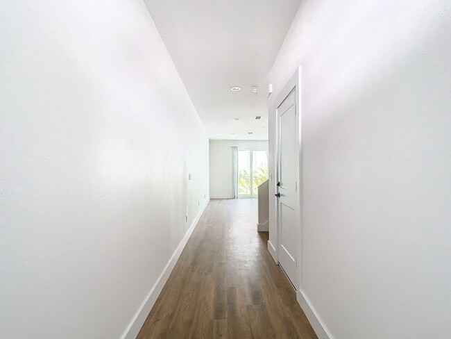 Building Photo - Malena Park - Brand New Townhouse Availabl...