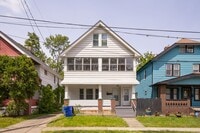 Building Photo - 364 E 161 St