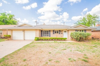 Building Photo - 3216 67th St