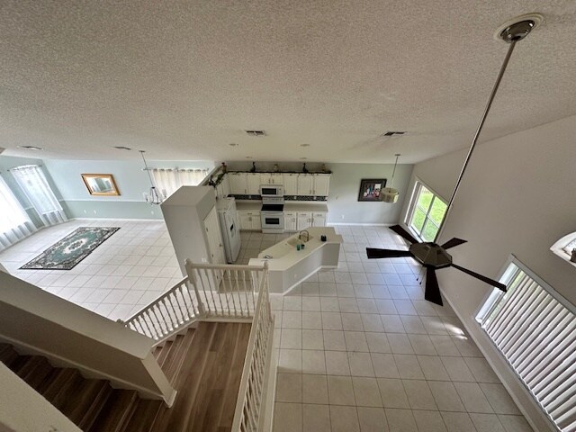 Building Photo - 1645 Anna Catherine Dr