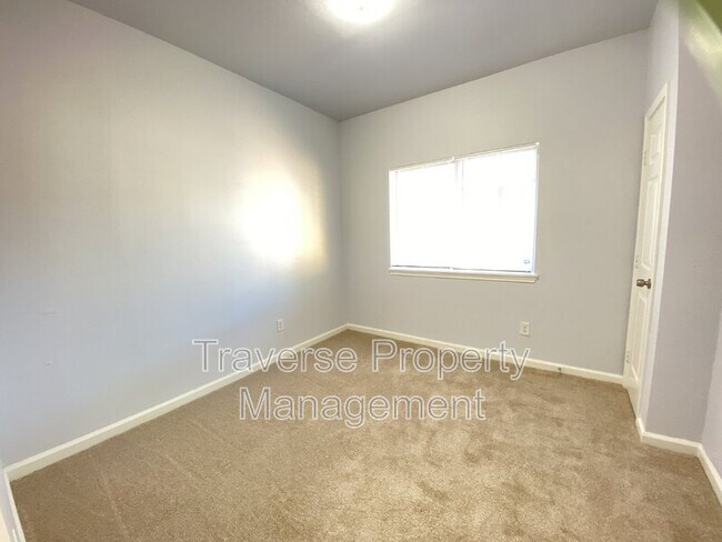 Building Photo - 903 Freshwood Ct