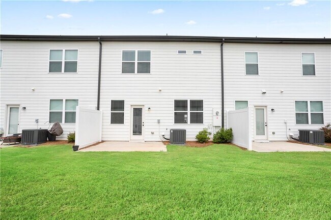 Building Photo - 4644 Cypress Pk Dr