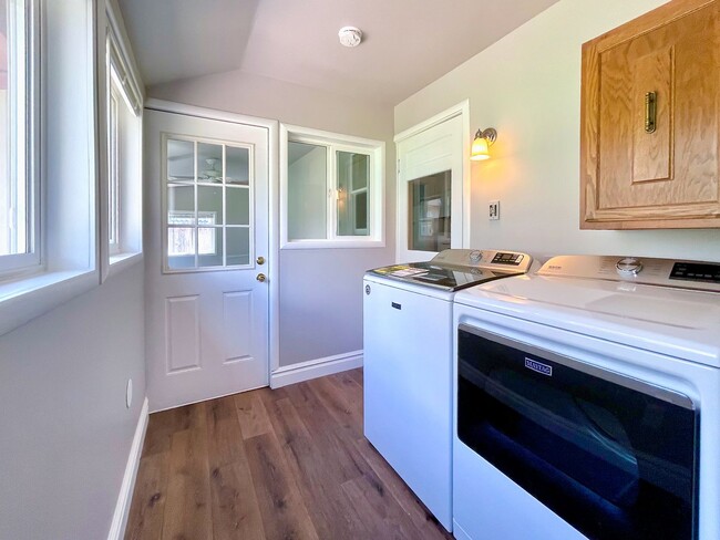 Building Photo - Beautiful historic 3BR/2BA Home