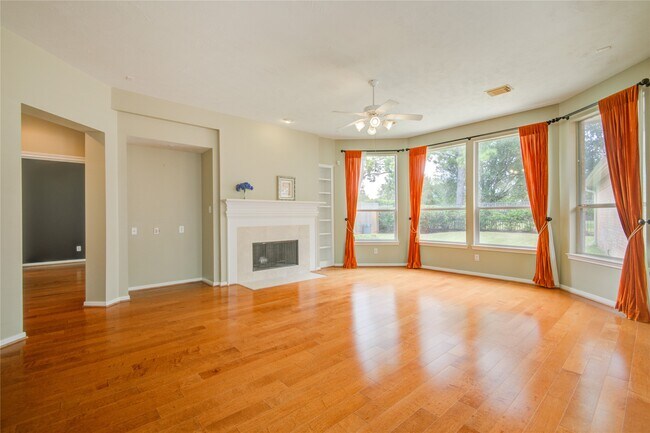 Building Photo - 5814 Ballina Canyon Ln