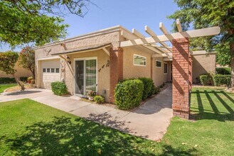 Building Photo - 273 Leisure World
