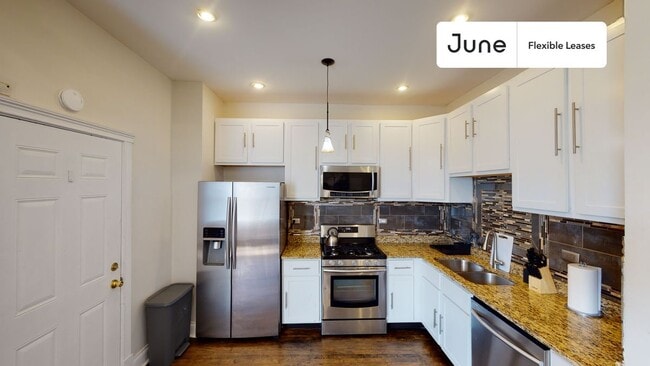 Building Photo - 2430 N Spaulding Ave