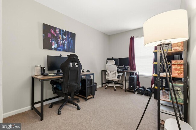 Building Photo - 12219 Stevenson Ct