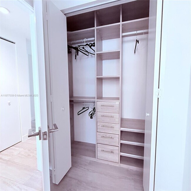 Building Photo - 55 SW 9th St