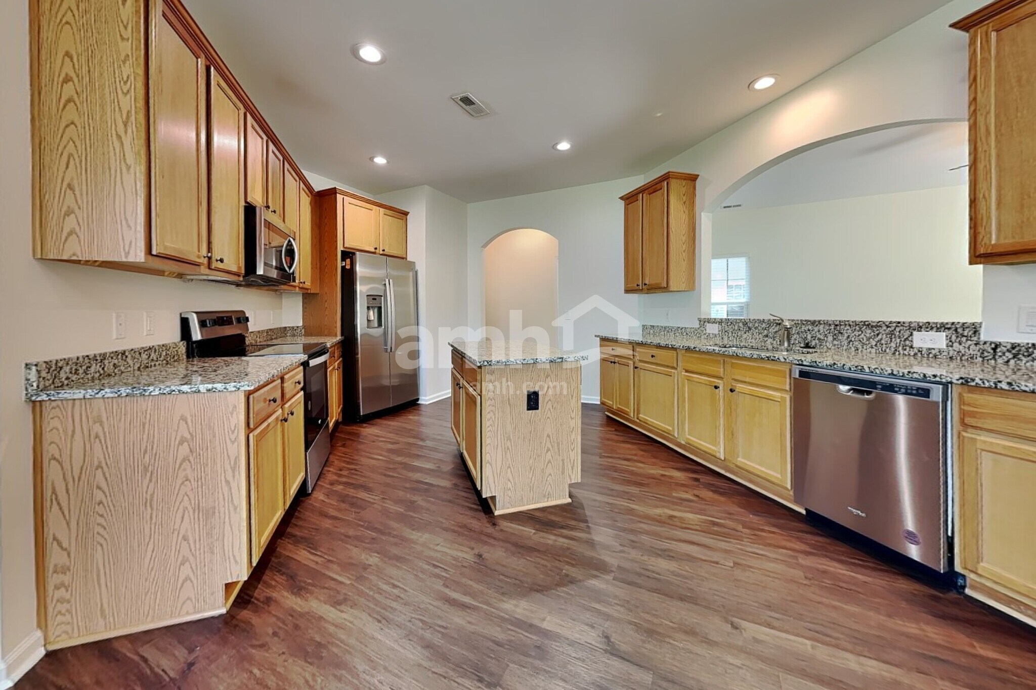 Building Photo - 37 Sand Live Oak Dr