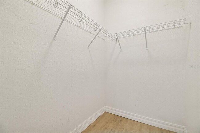 Building Photo - 614 Arapahoe Ave