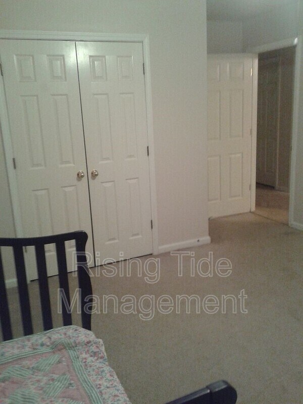 Building Photo - 106 Sommersby Cir