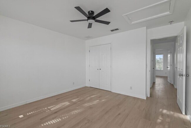 Building Photo - 2800 Amberwood Ln