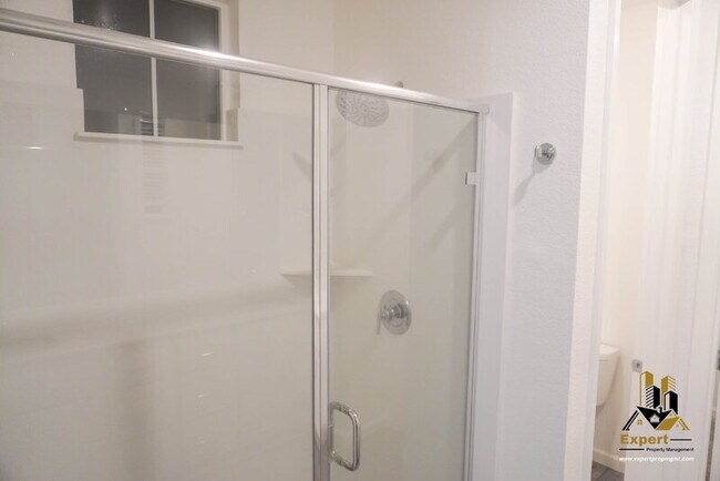 Building Photo - 2939 Limoges Walk