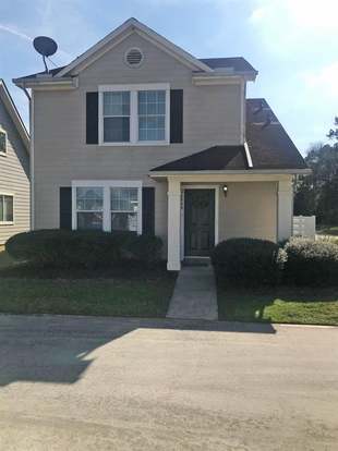 Building Photo - 26840 Wellington Ct