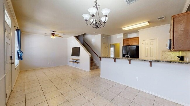 Building Photo - 332 Forest Dr Loop