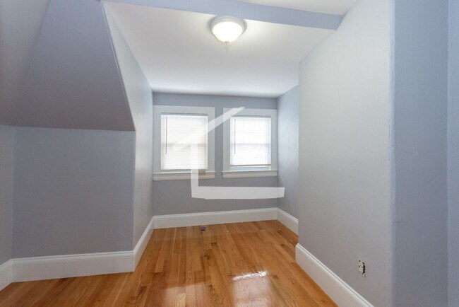 Building Photo - 117-115 Franklin St, #115