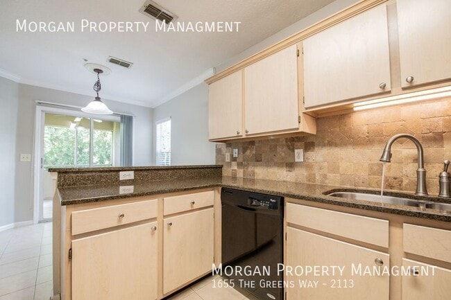 Building Photo - 1655 The Greens Way