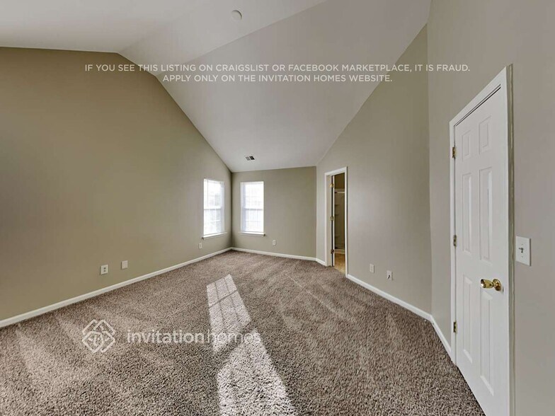 Building Photo - 7211 Hidden Creek Dr