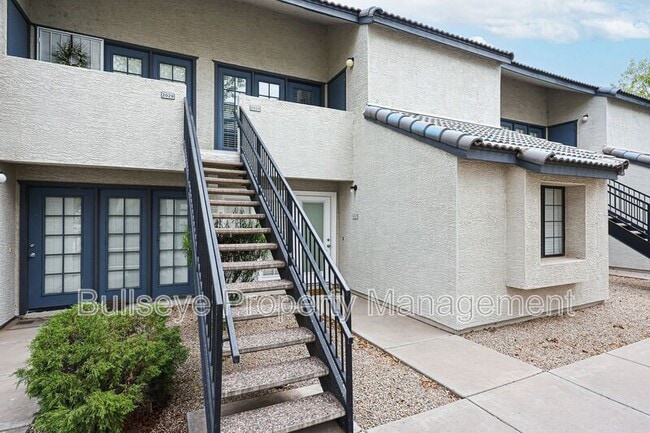 Building Photo - 3716 E University Dr