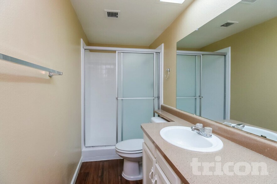 Building Photo - 8948 W Heatherbrae Dr